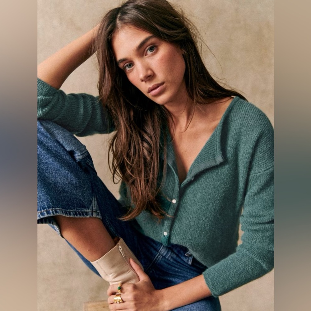 Sezane Gaspard Cardigan in Sage- medium